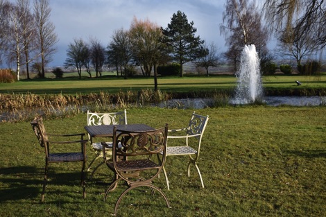 Ragdale Hall grounds